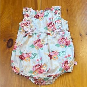 RUFFLE BUTTS 2T Pink Ruffled Gingham Floral Romper Shortie